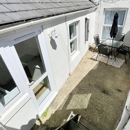 New Apartment In Town Centre Bournemouth Bagian luar foto