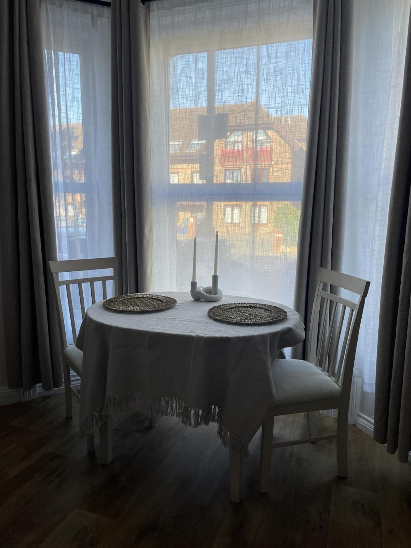 New Apartment In Town Centre Bournemouth Bagian luar foto