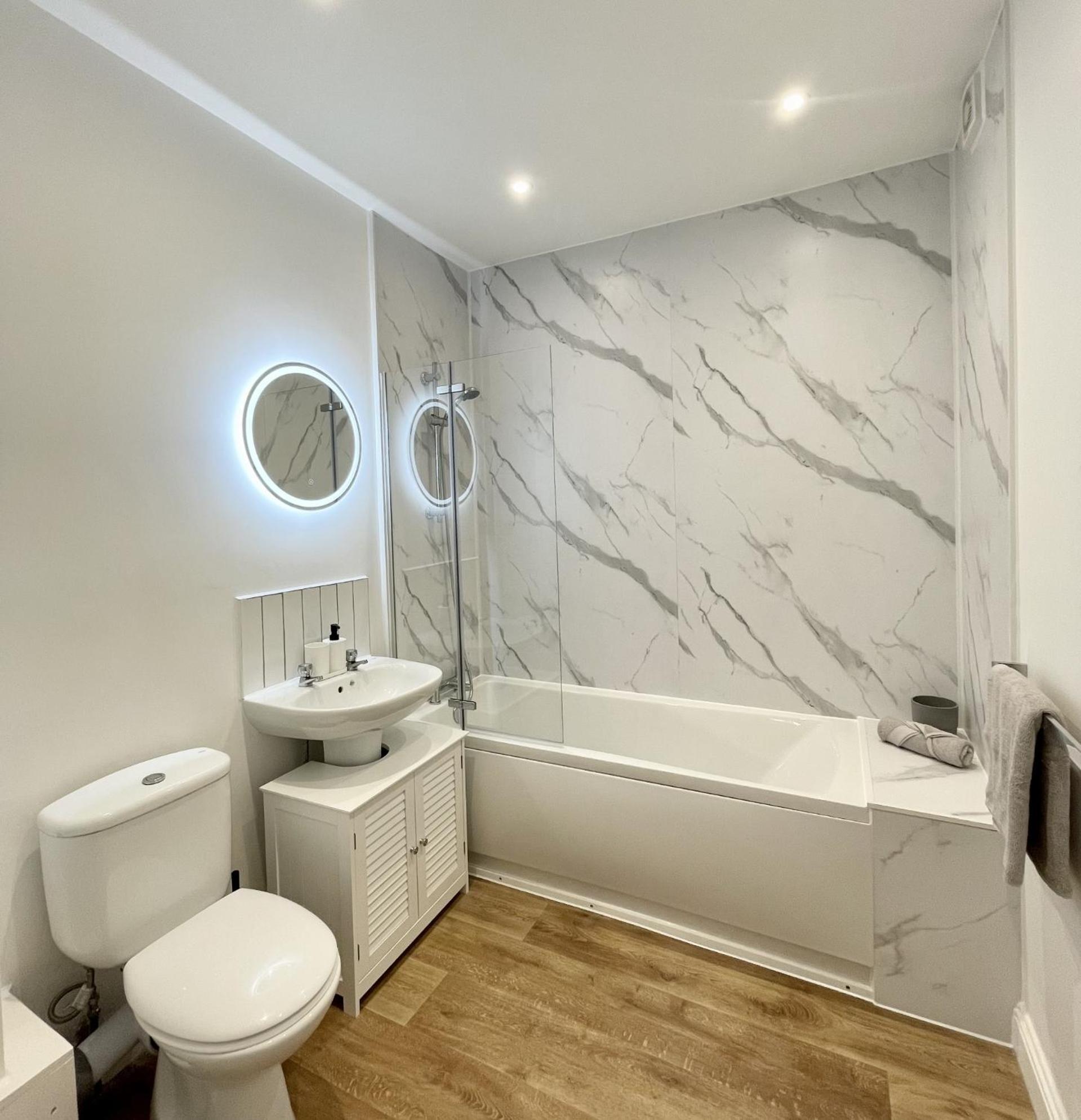 New Apartment In Town Centre Bournemouth Bagian luar foto