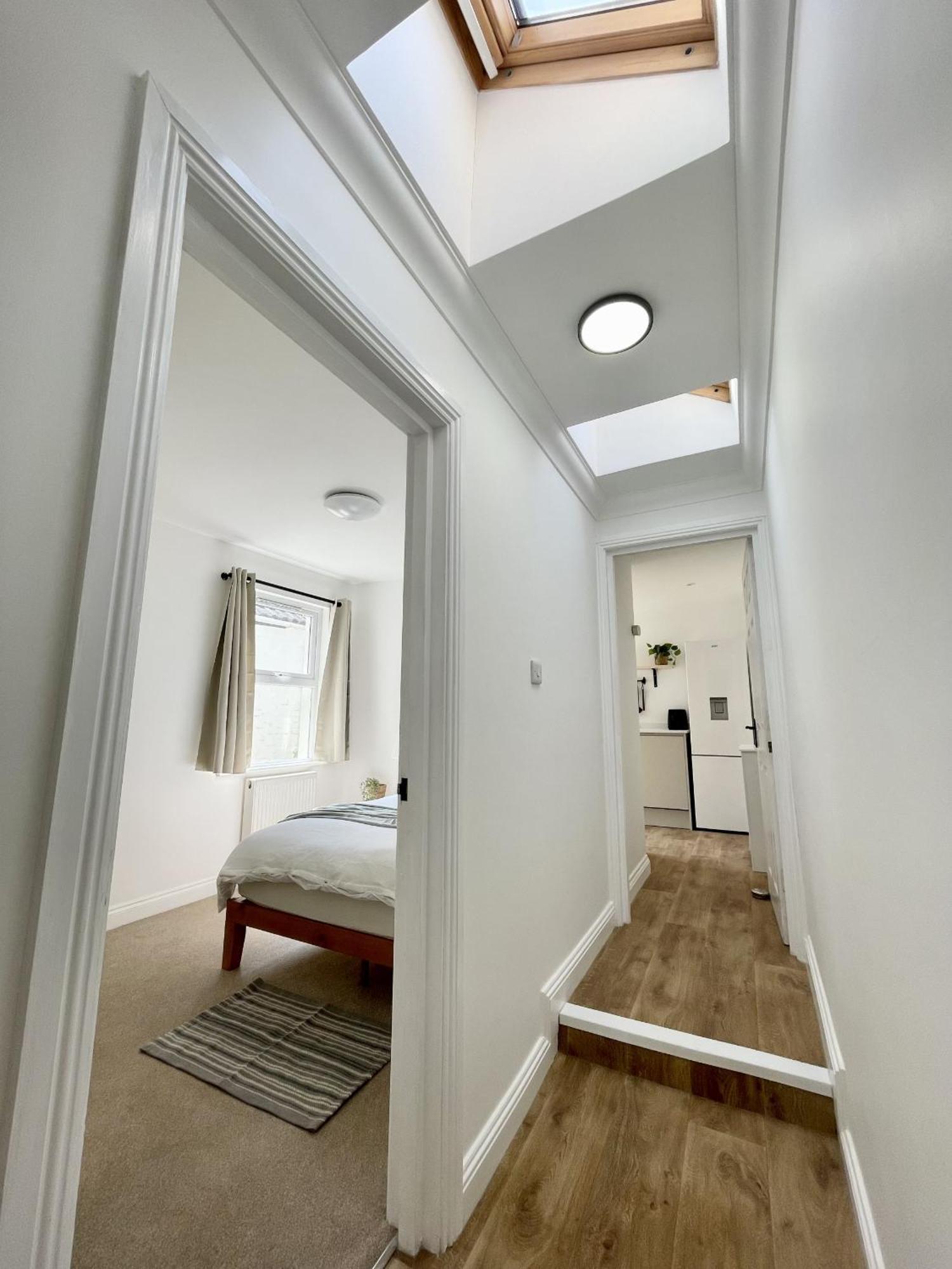 New Apartment In Town Centre Bournemouth Bagian luar foto