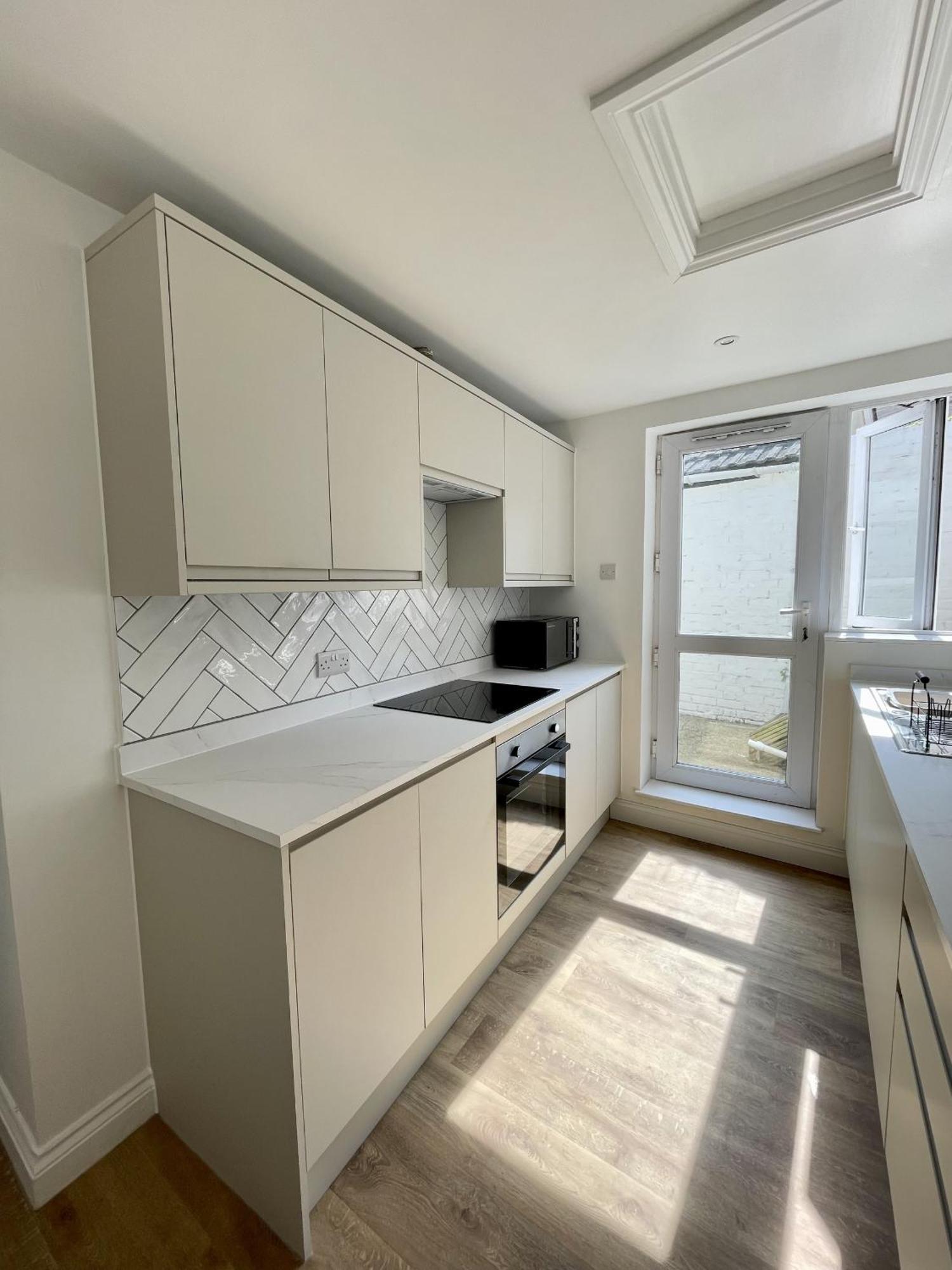 New Apartment In Town Centre Bournemouth Bagian luar foto